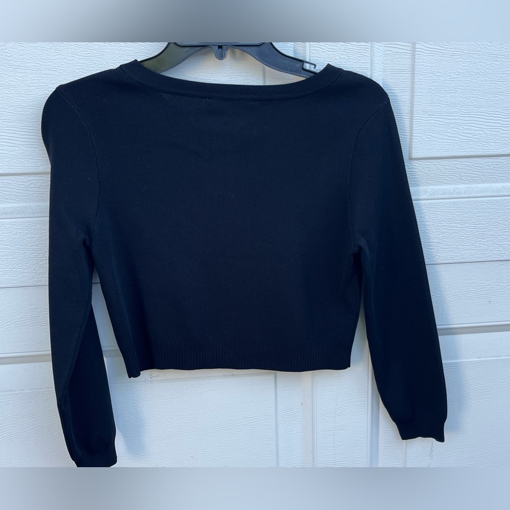 WeWoreWhat black Cropped Cardigan sweater long sleeves M NWT - Picture 2 of 4